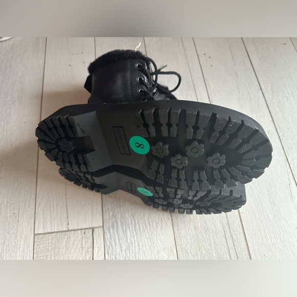 Sincerely Jules Black Ankle Boots with Fur Trim - Picture 5 of 6